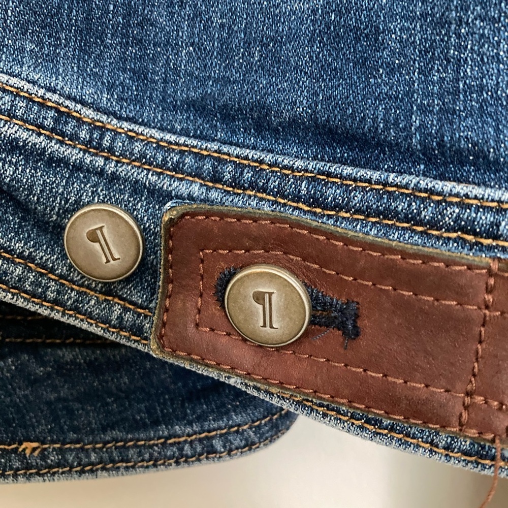 Pilcro and the Letterpress Anthropologie Distressed Denim Jean Trucker Jacket XL - Picture 3 of 6